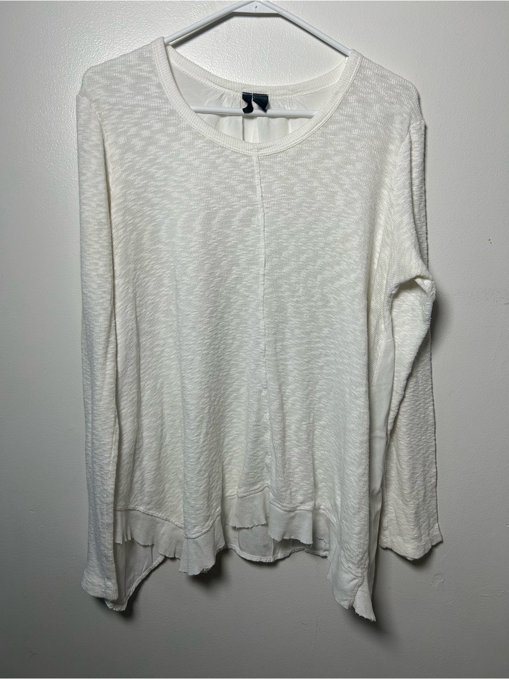 Lightweight White Long Sleeve Textured Tee Flowy Loose Fit Boho Casual Comfy Lg